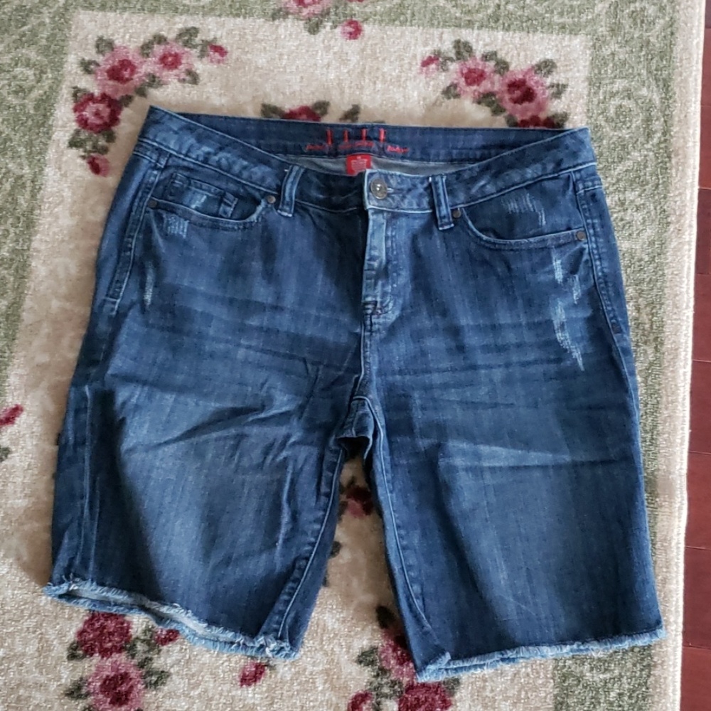 Elle Jean Shorts